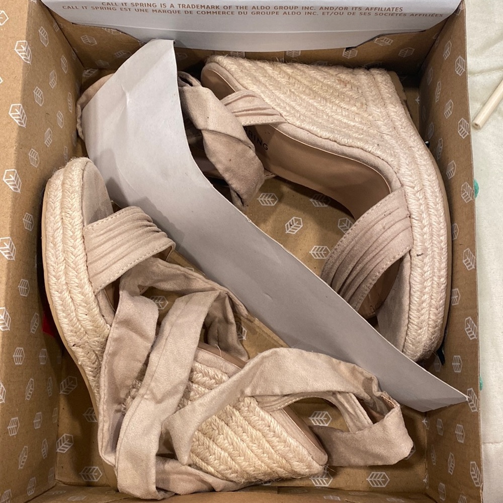 Call it springs Cadoilla heel sandals